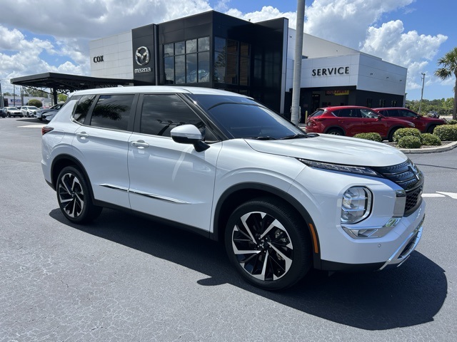 Vehicle image 3 of 29