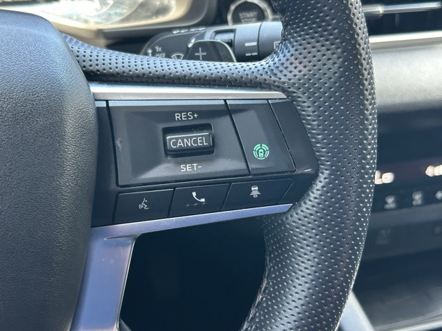 Vehicle image 26 of 29