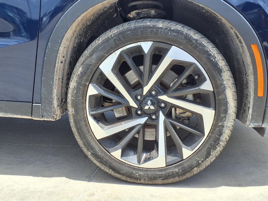 Vehicle image 8 of 20