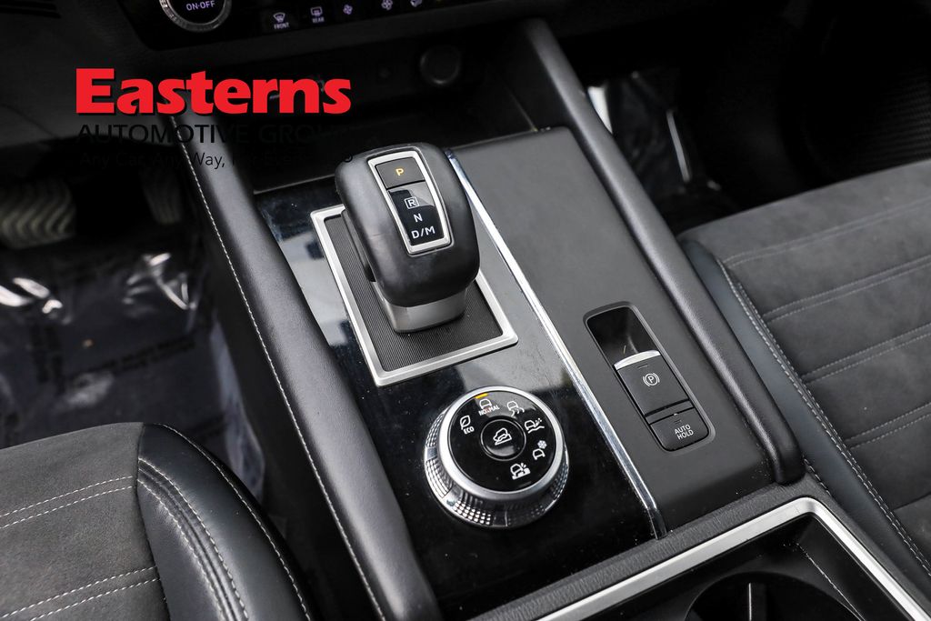 Vehicle image 51 of 64
