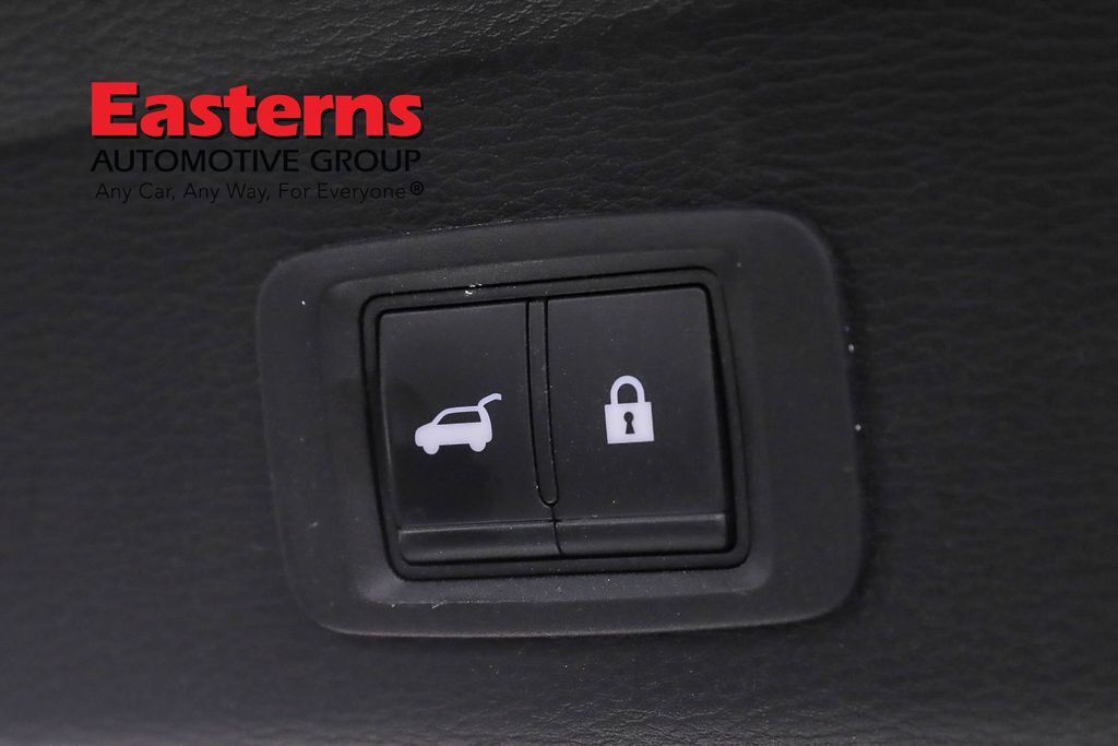 Vehicle image 52 of 64