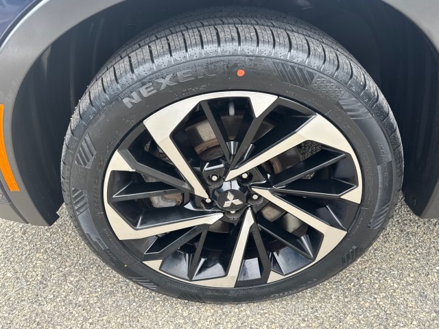 Vehicle image 19 of 20