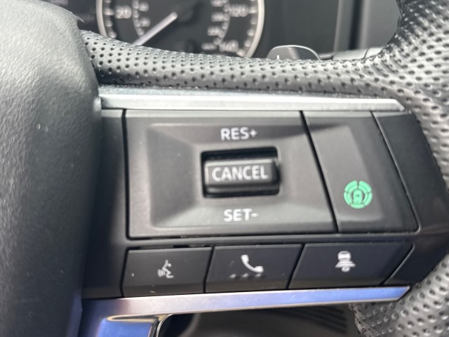 Vehicle image 17 of 20
