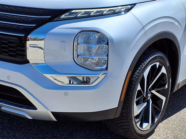 Vehicle image 28 of 29