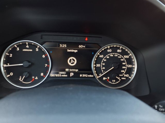 Vehicle image 20 of 29