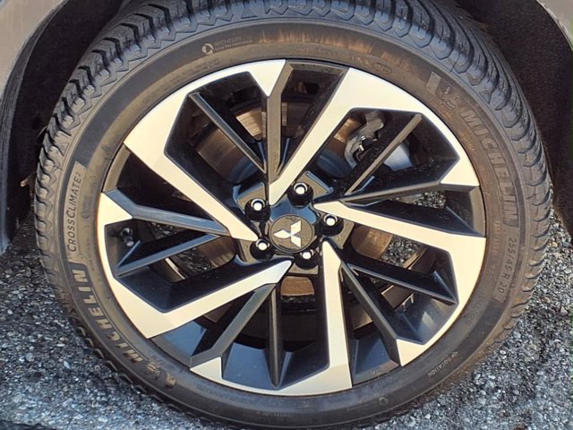 Vehicle image 27 of 29