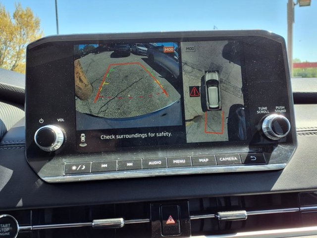 Vehicle image 12 of 29
