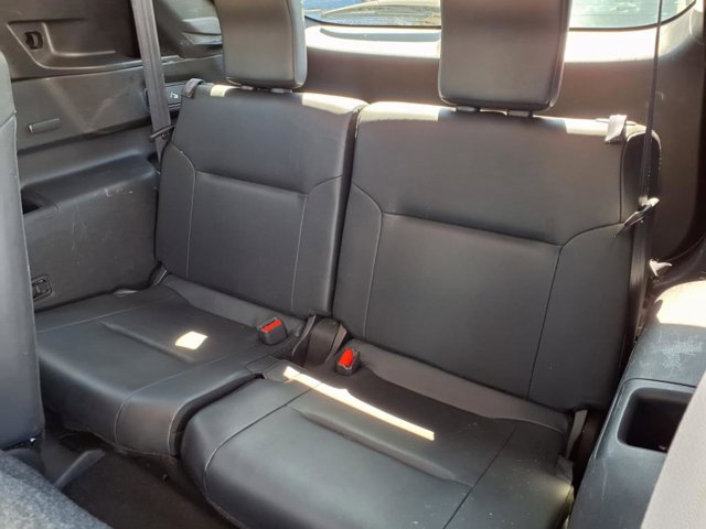 Vehicle image 10 of 29