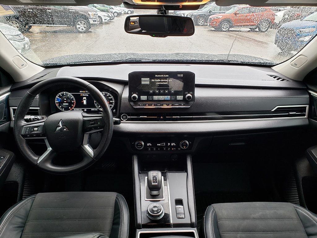 Vehicle image 13 of 37