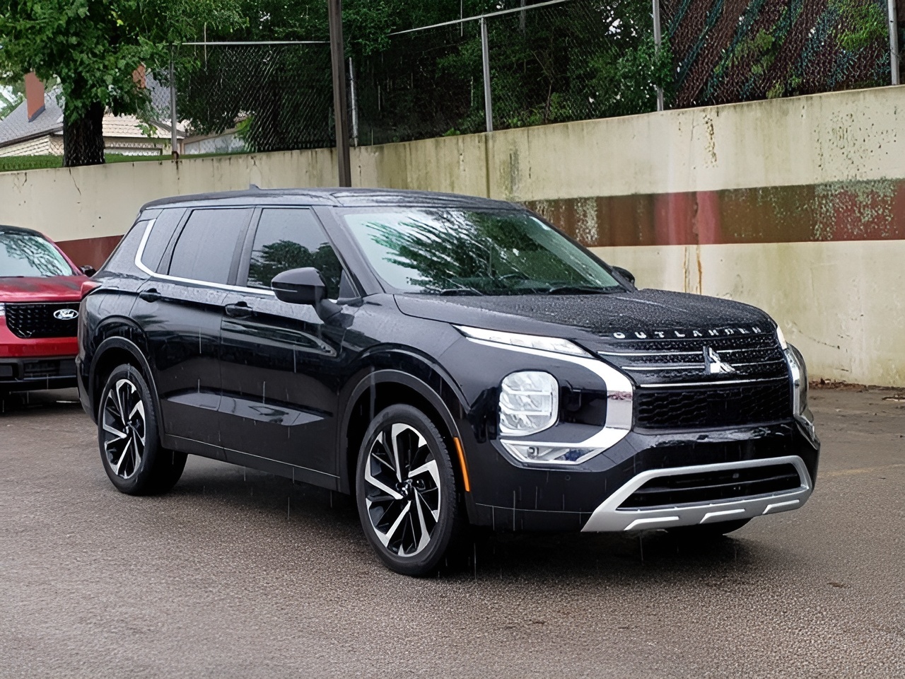 Vehicle image 33 of 37