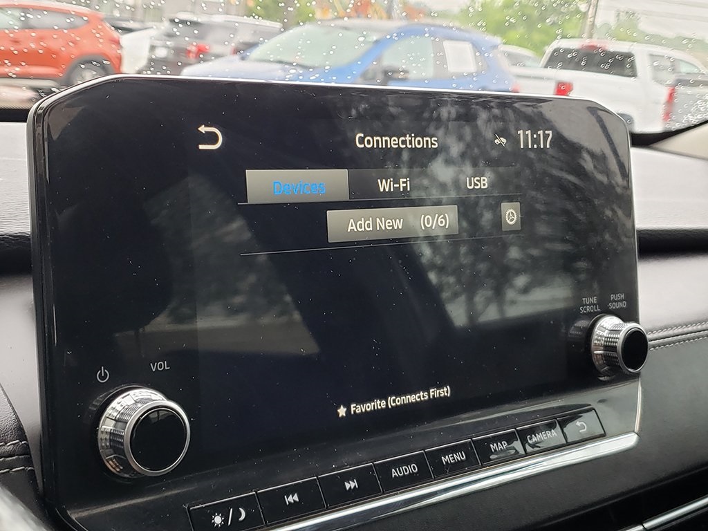 Vehicle image 27 of 37