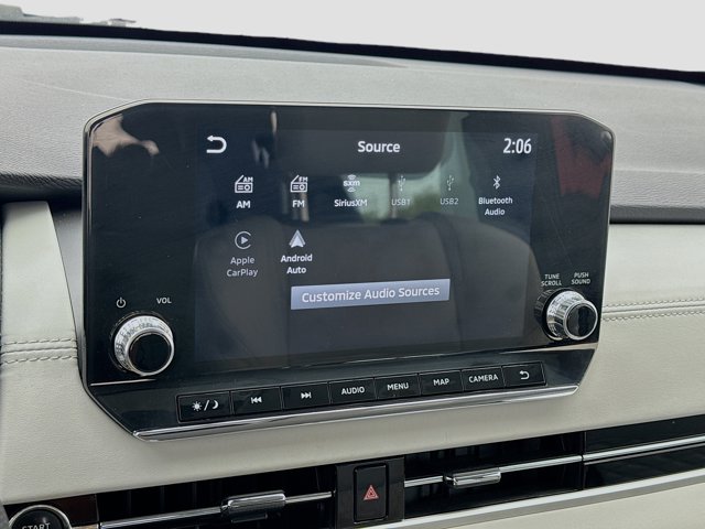 Vehicle image 11 of 20