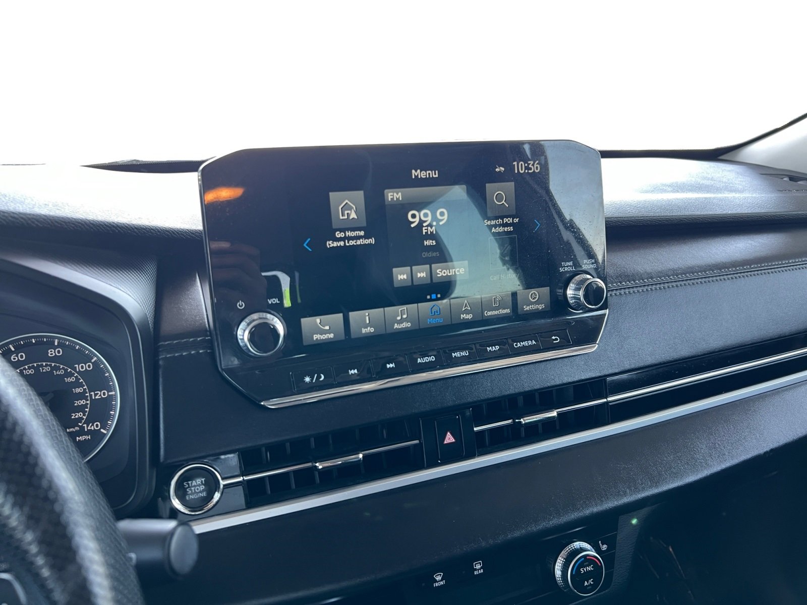 Vehicle image 15 of 22