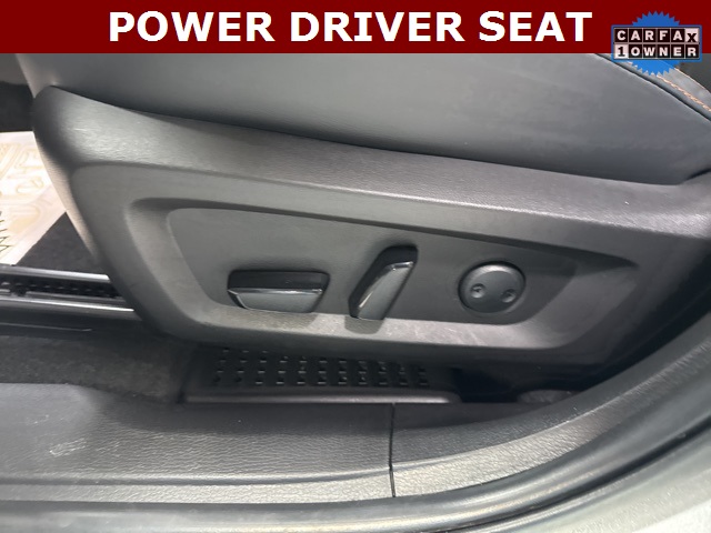 Vehicle image 15 of 41