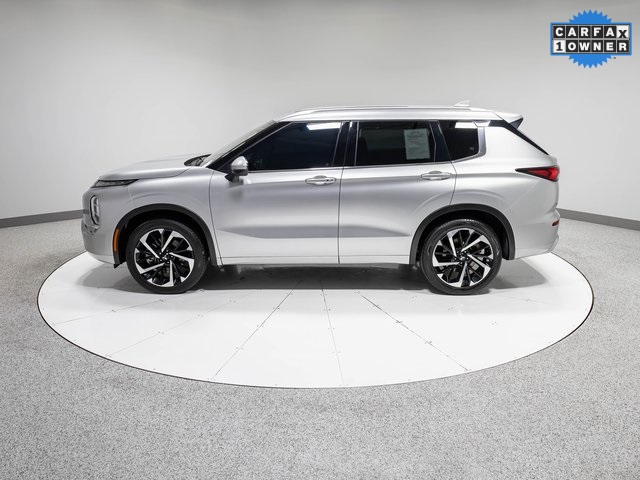 Vehicle image 9 of 41
