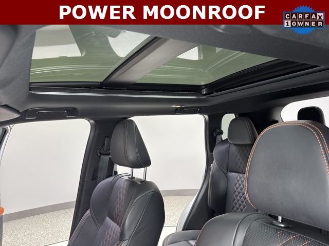 Vehicle image 11 of 41