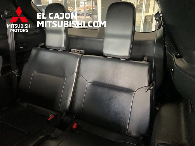 Vehicle image 14 of 28
