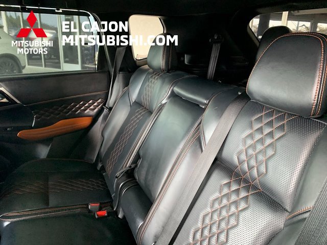 Vehicle image 13 of 28