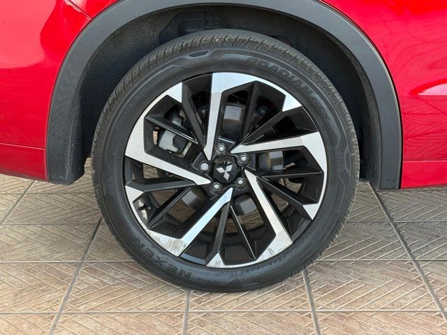 Vehicle image 9 of 29