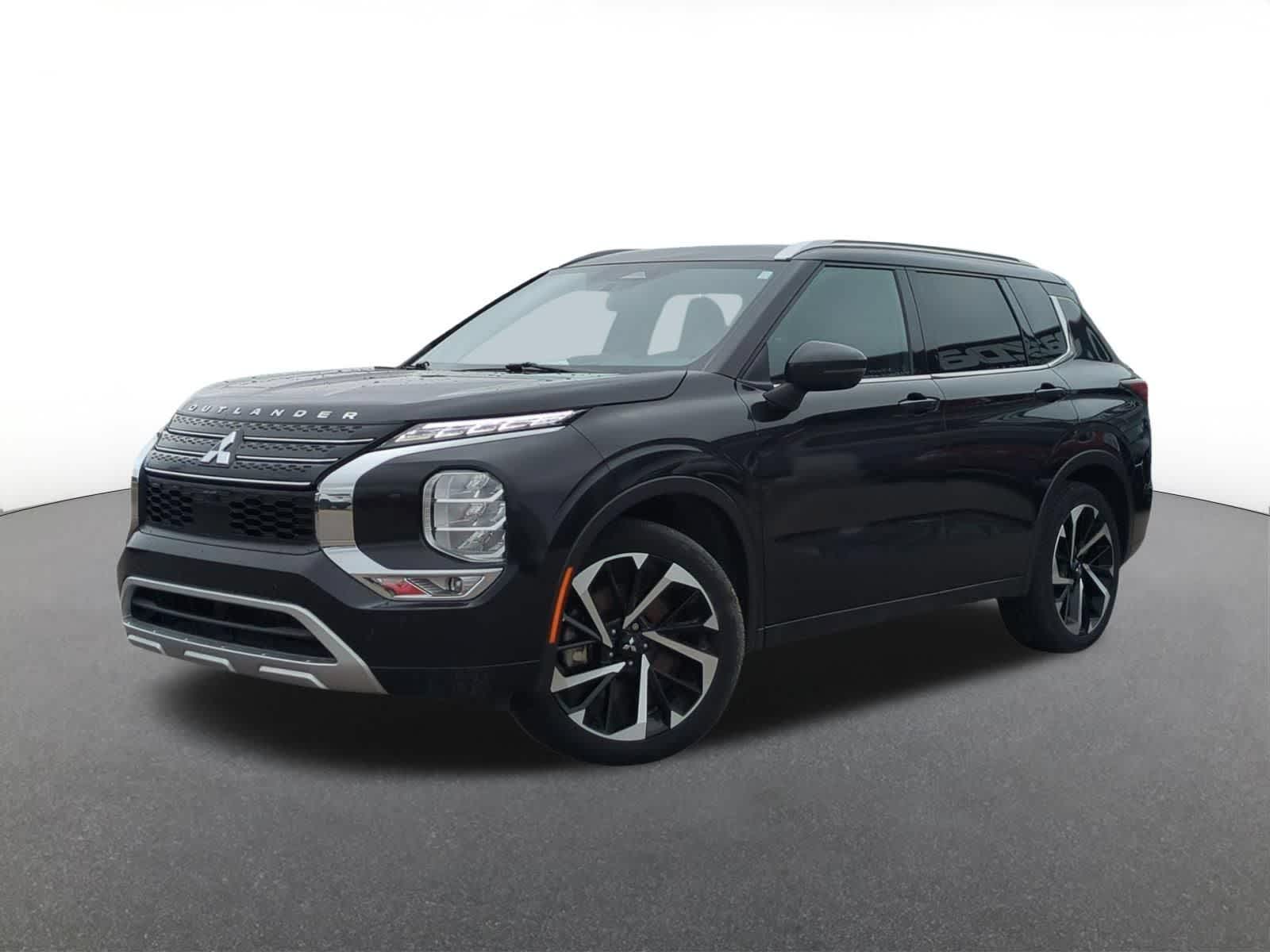 2022 Mitsubishi Outlander SEL Image 1 of 37