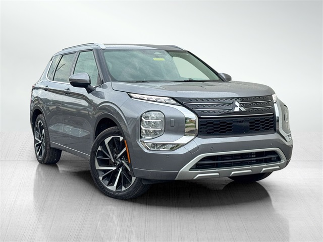 Vehicle image 4 of 49