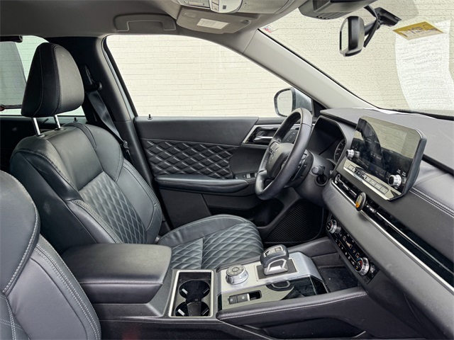 Vehicle image 42 of 49