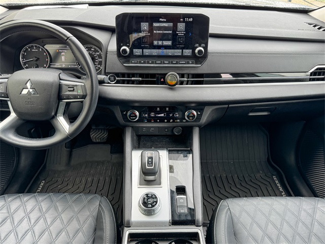 Vehicle image 20 of 49