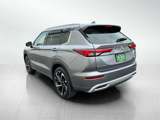 Vehicle image 8 of 49