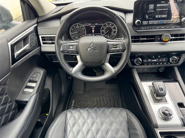 Vehicle image 24 of 49