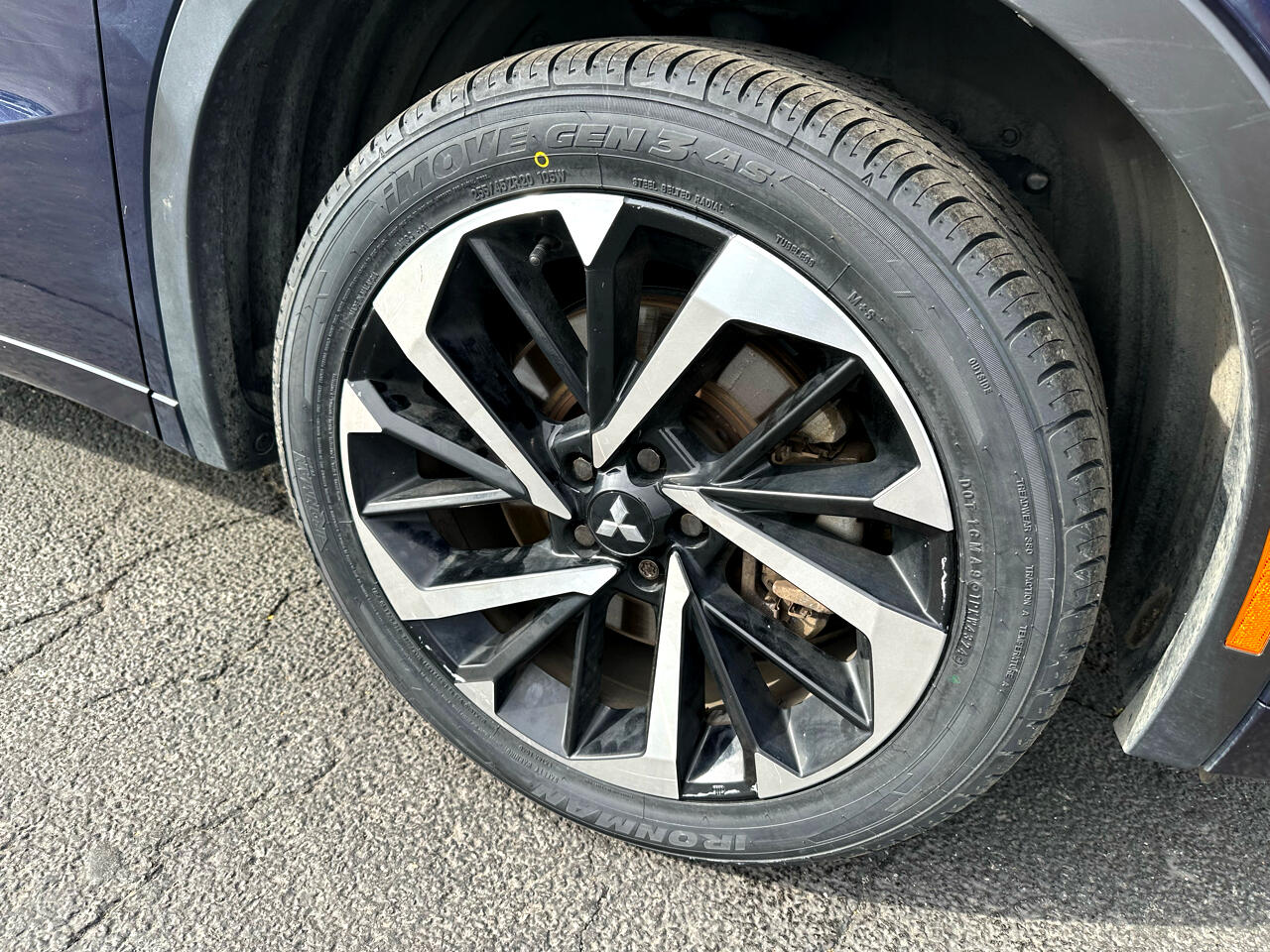 Vehicle image 6 of 16