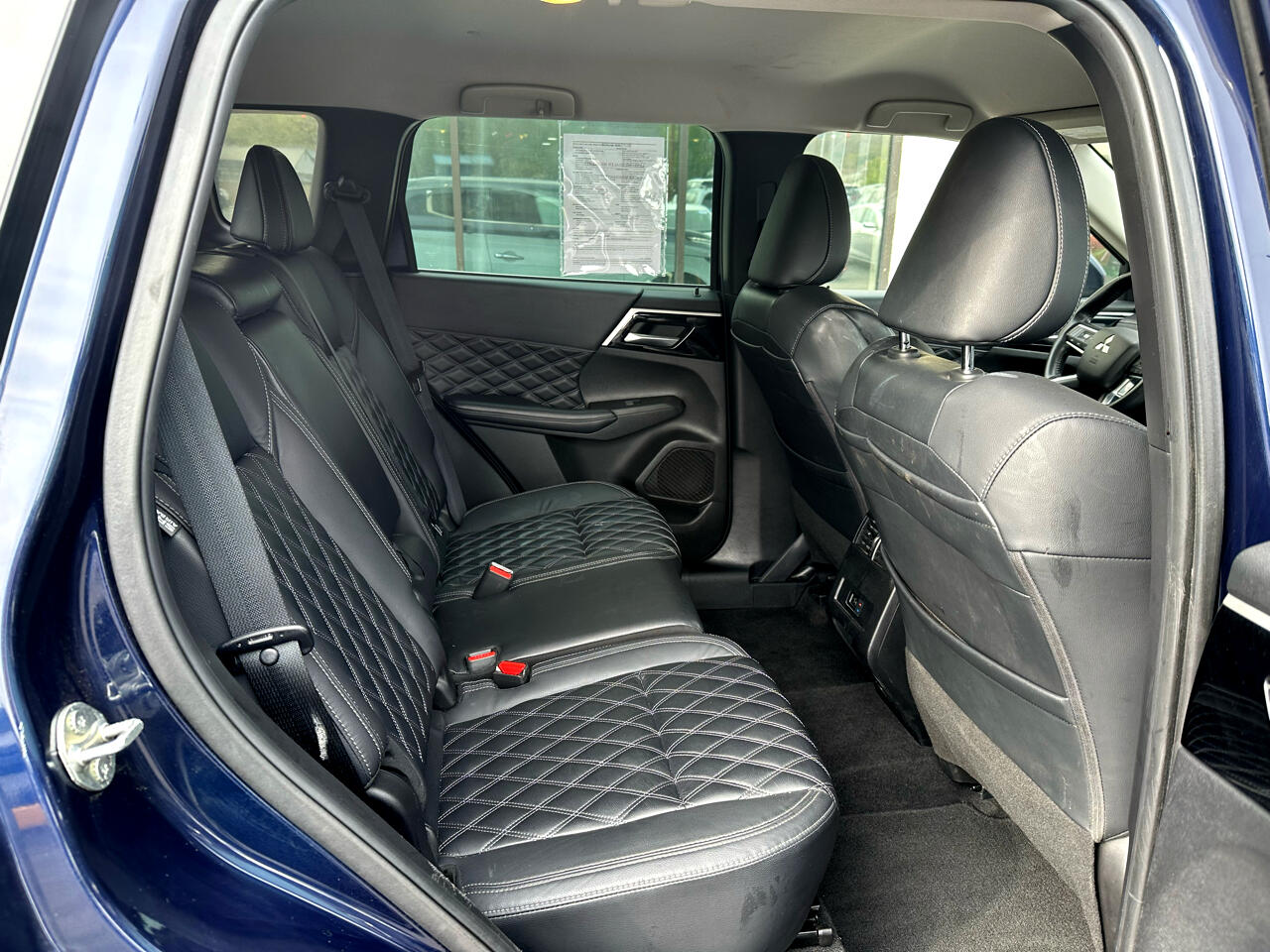 Vehicle image 15 of 16