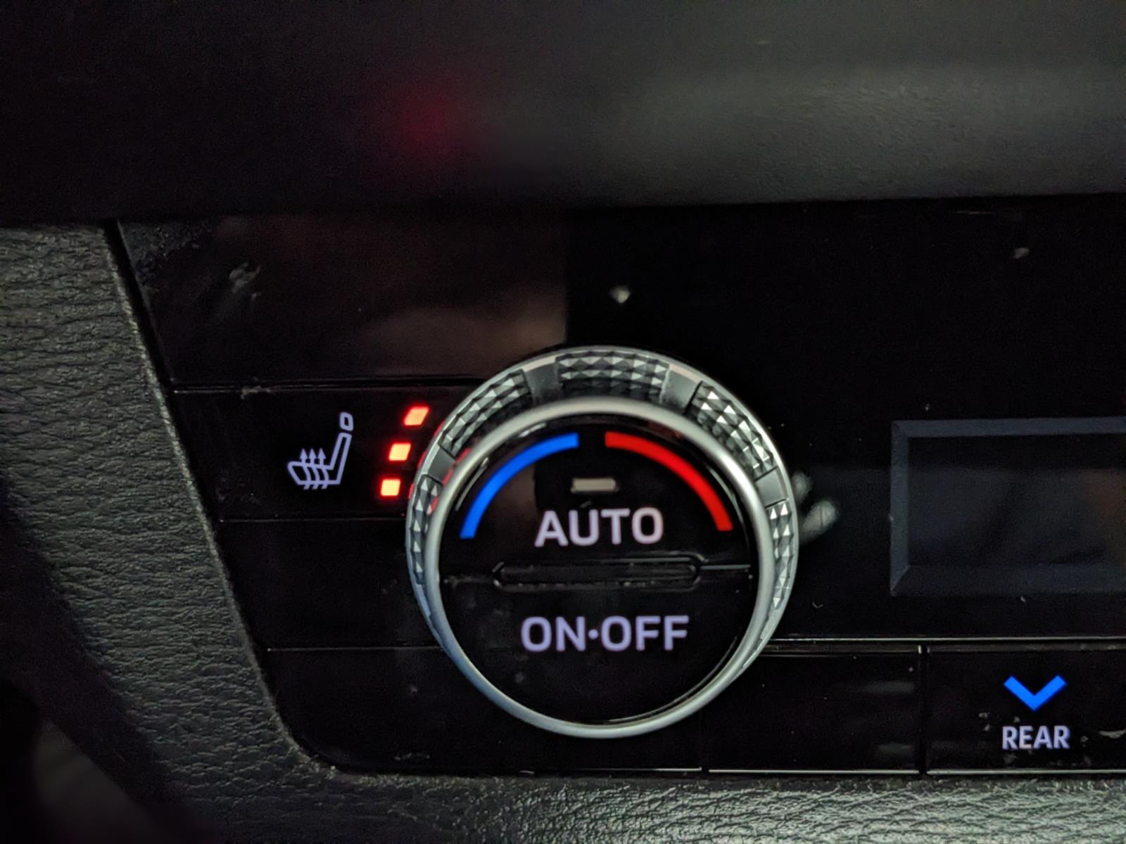 Vehicle image 9 of 31