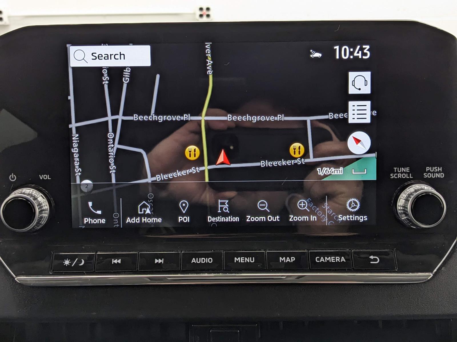 Vehicle image 11 of 31