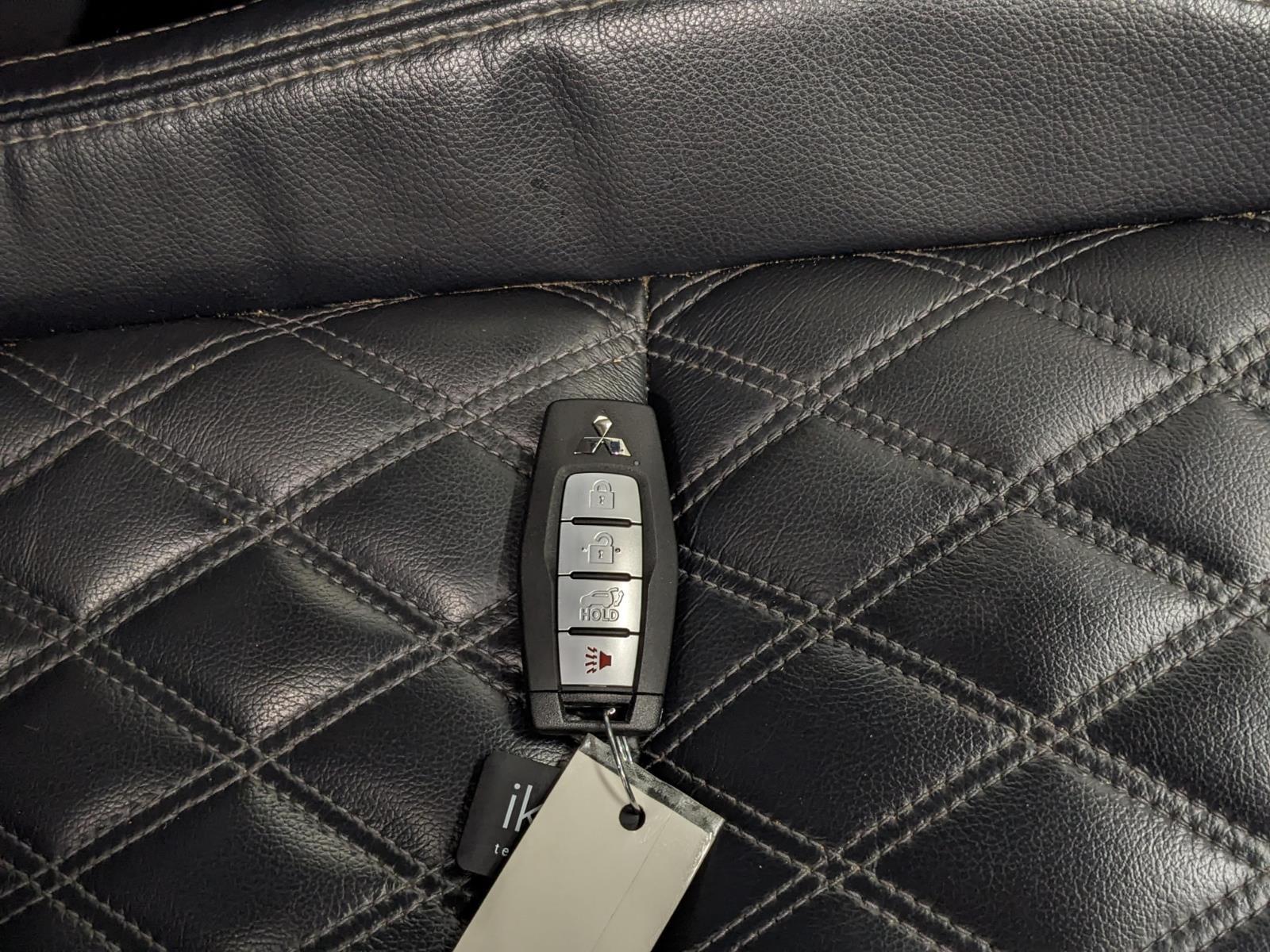 Vehicle image 17 of 31