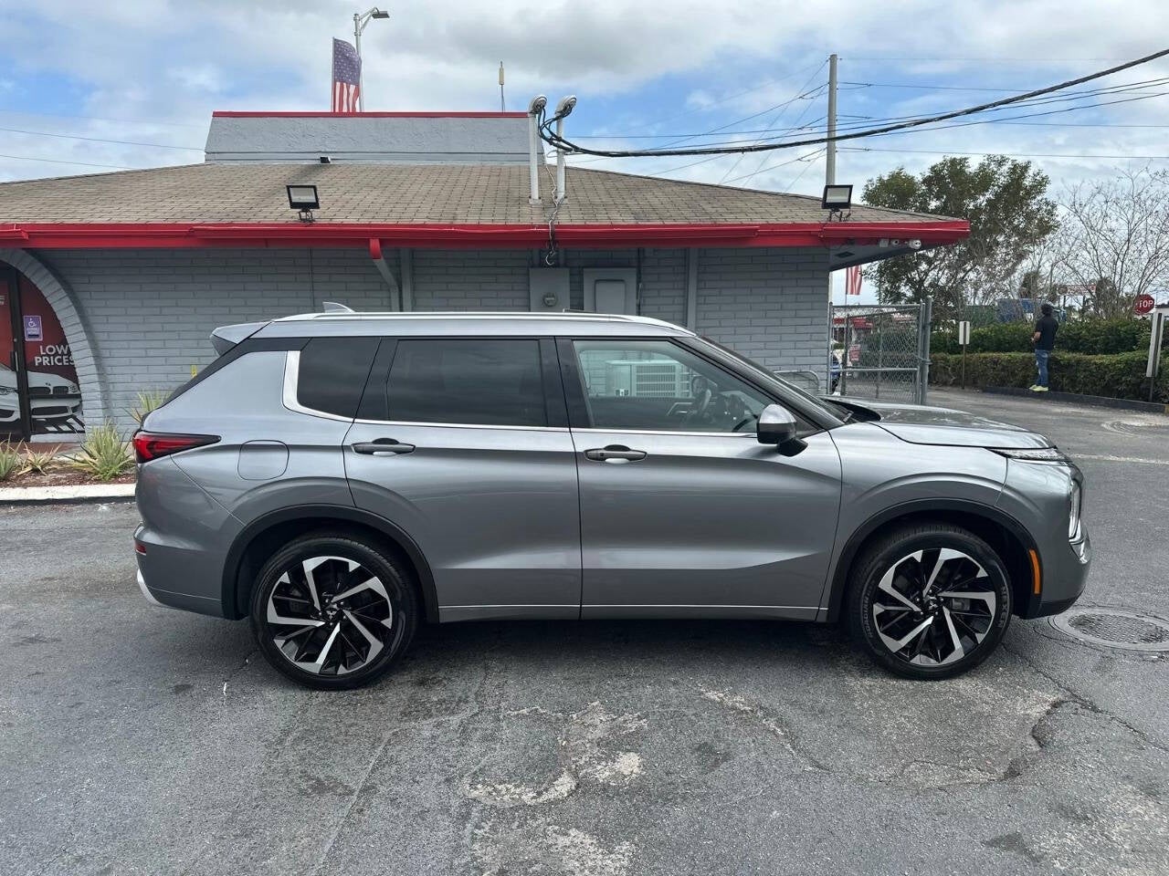 Vehicle image 7 of 50