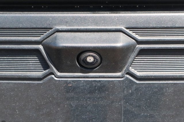 Vehicle image 35 of 42