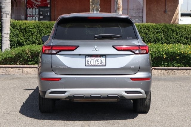 Vehicle image 7 of 42