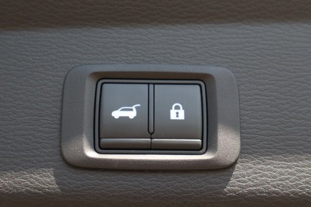Vehicle image 11 of 42