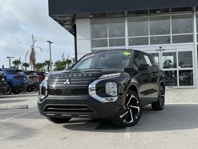 Vehicle image 1 of 32