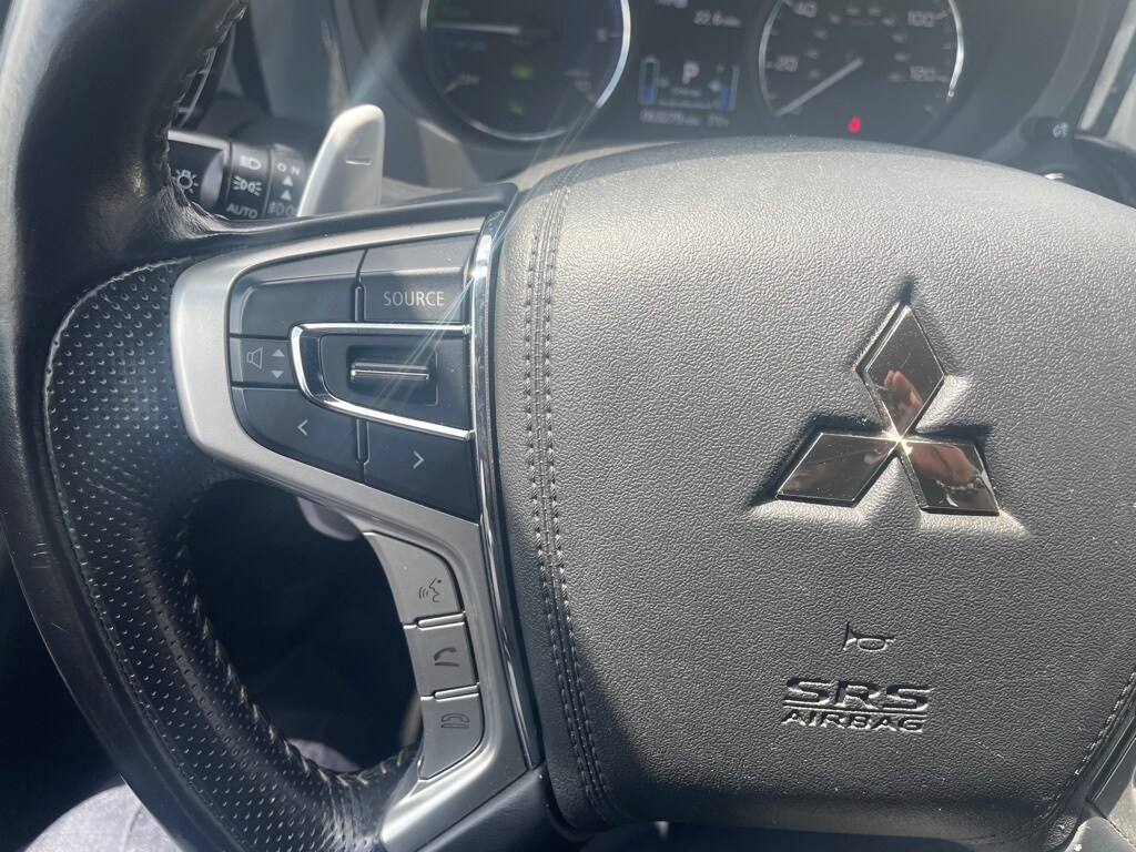 Vehicle image 28 of 34