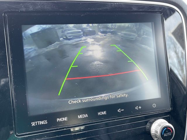 Vehicle image 14 of 35