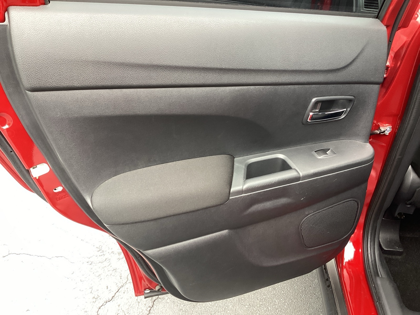Vehicle image 29 of 31