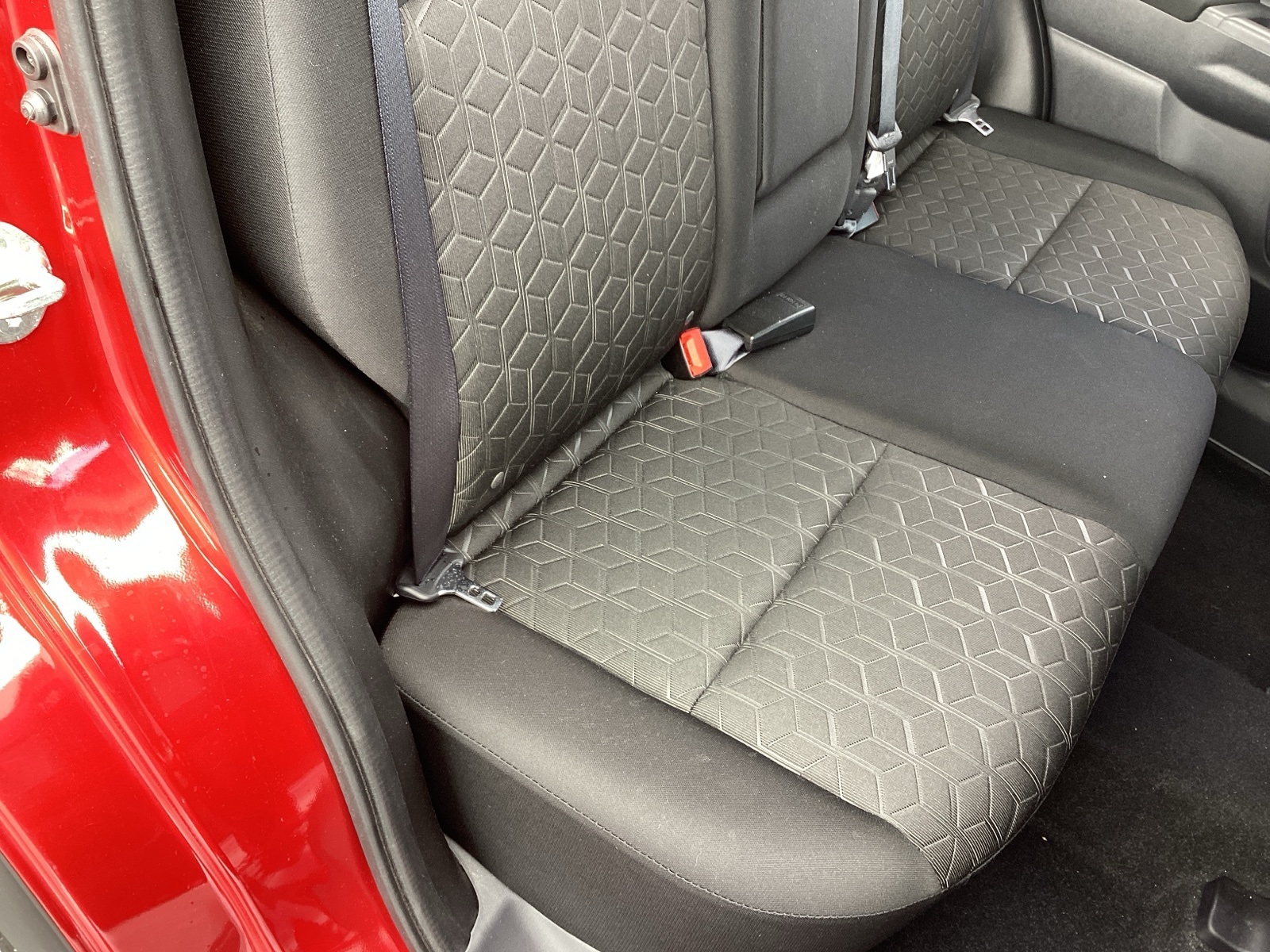 Vehicle image 23 of 31
