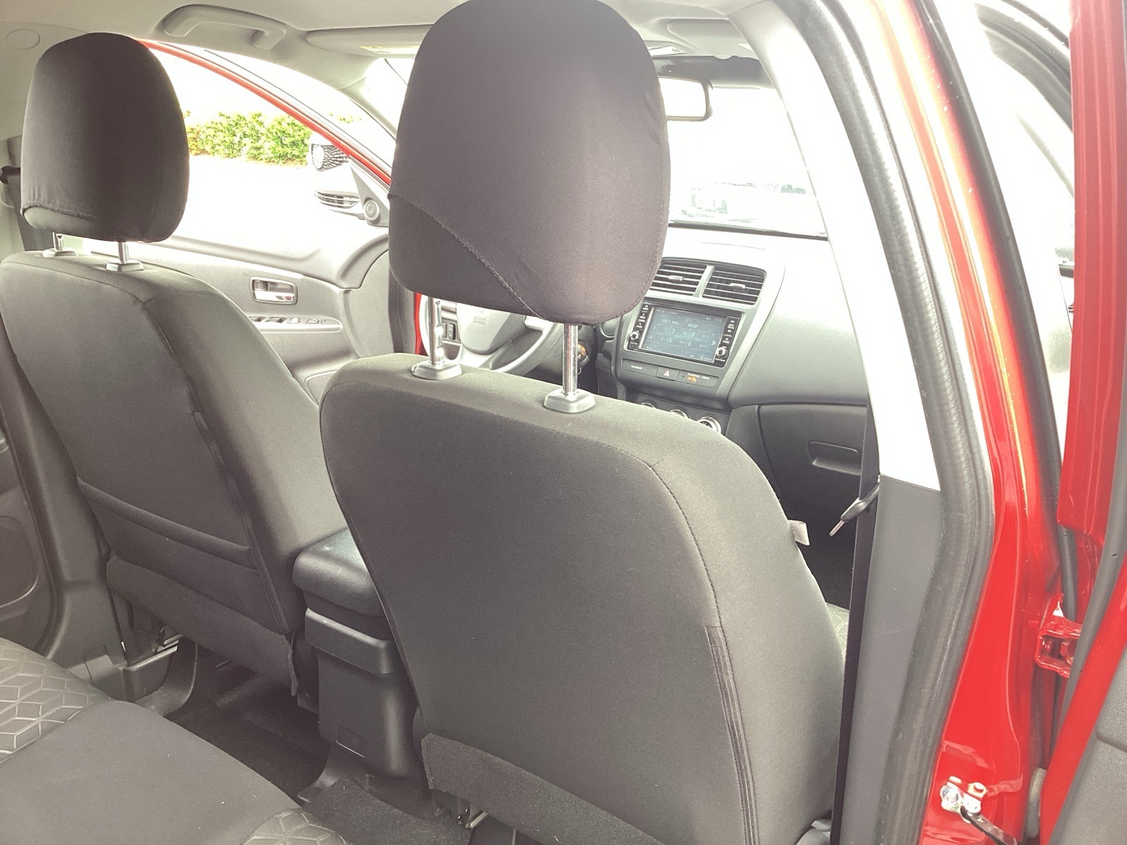 Vehicle image 21 of 31