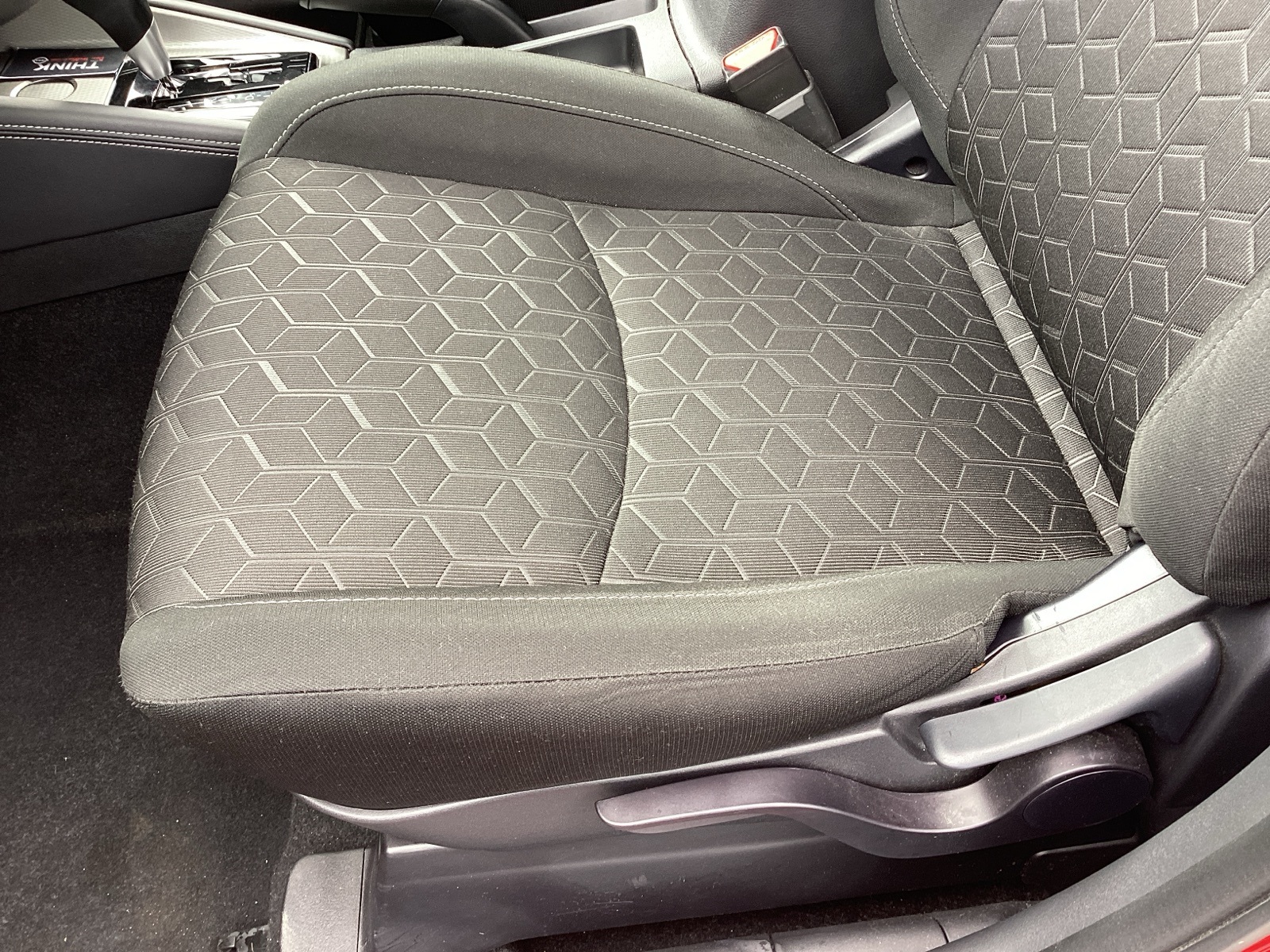 Vehicle image 11 of 31