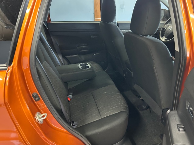Vehicle image 16 of 20