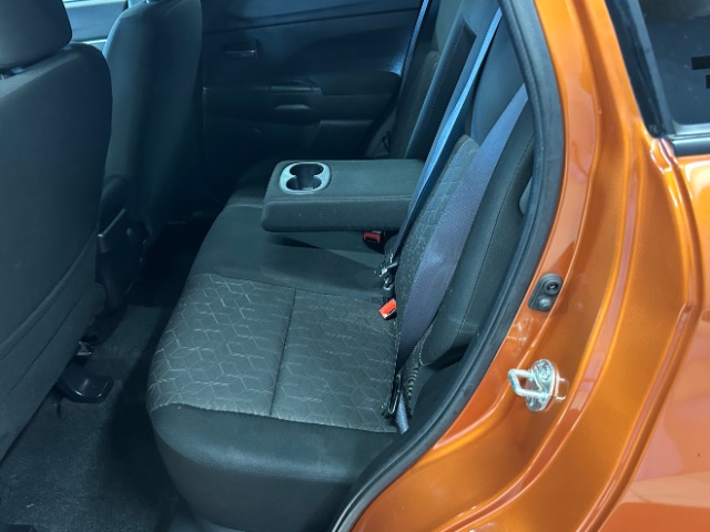 Vehicle image 13 of 20