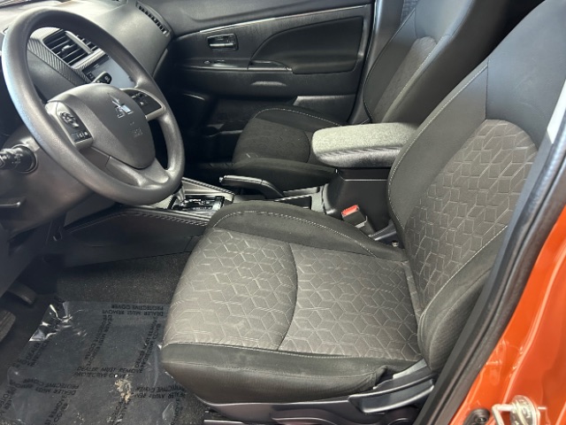 Vehicle image 8 of 20