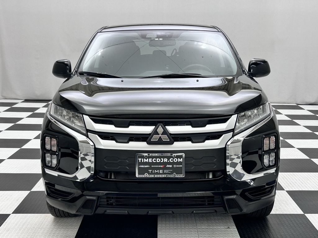 Vehicle image 2 of 34