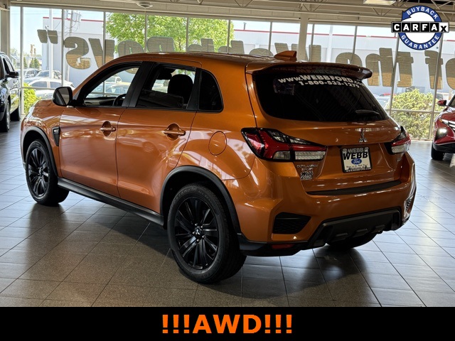 Vehicle image 7 of 32